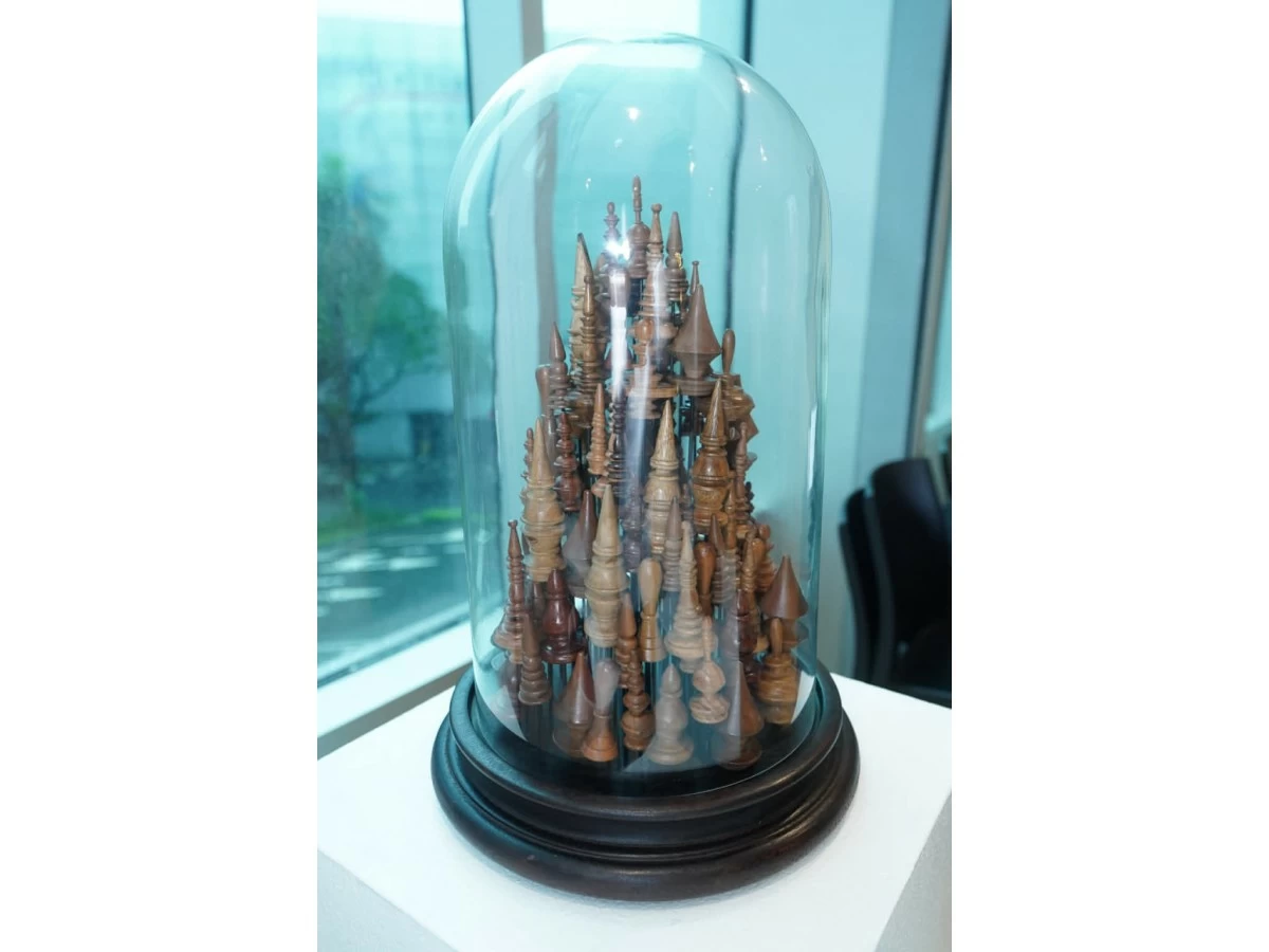 Mabolo by Antonio and Gema Garcia