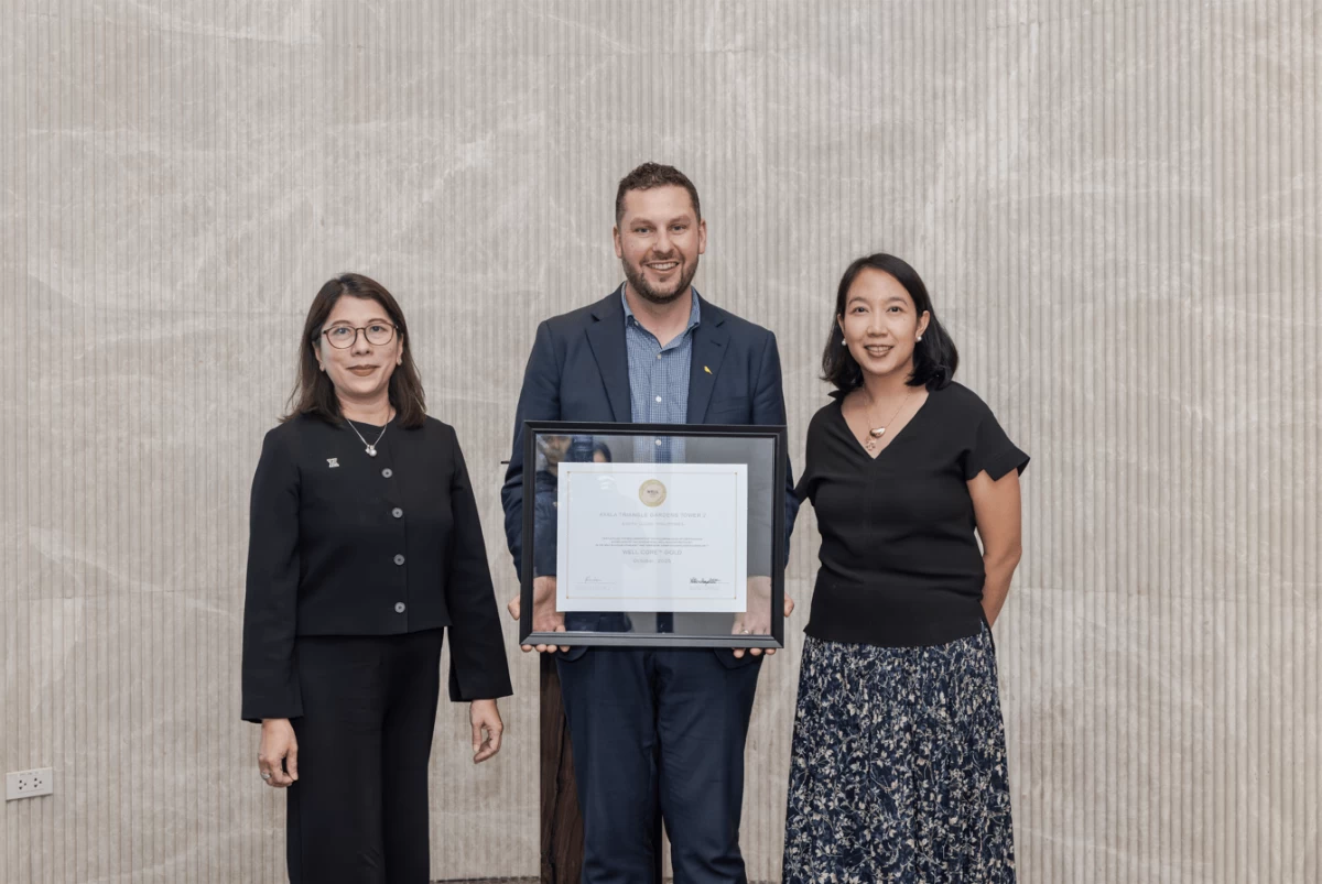 WELL Gold Certification for Ayala Triangle Gardens Tower Two

Ayala Land Offices Vice President and Head Carol T. Mills, Jack Noonan, and Business Development Head Gail S. Yambao