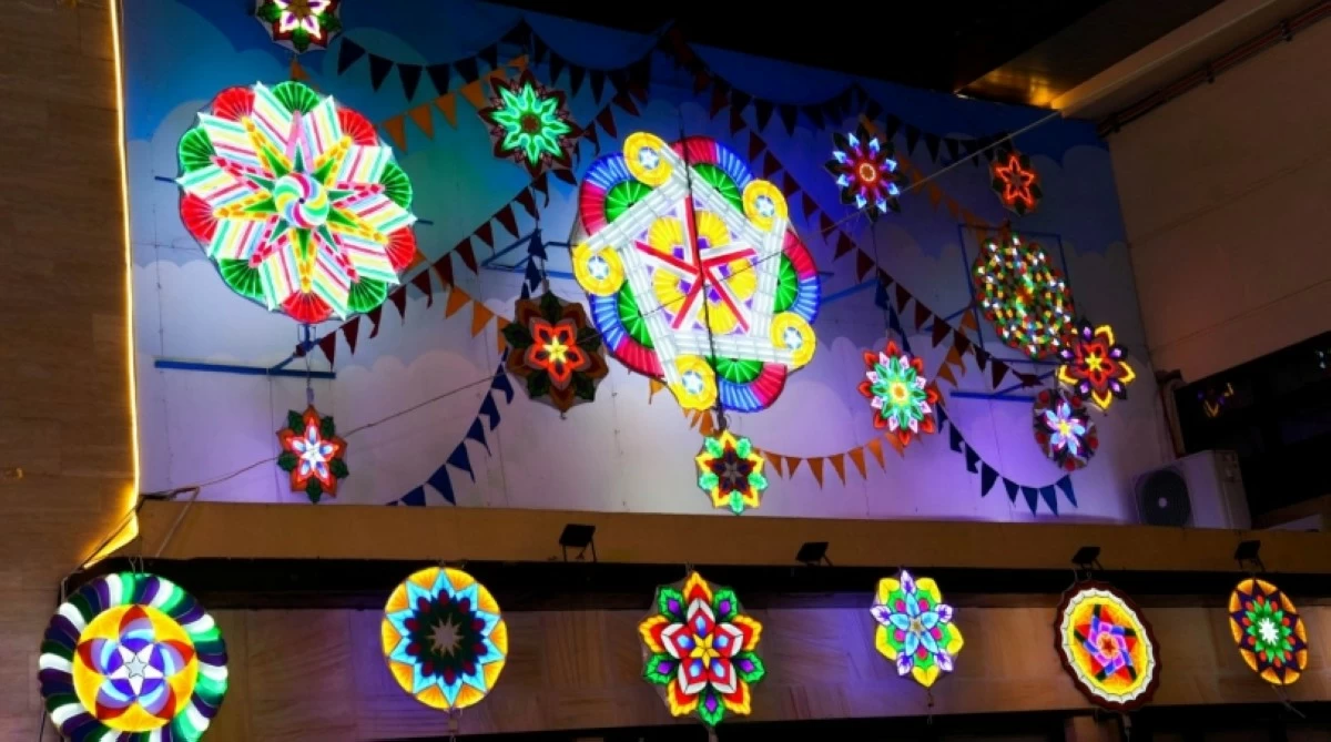 Decorations at the Muntinlupa City hall (Photo from Muntinlupa PIO) 