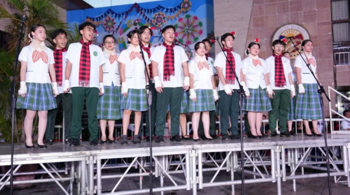 Christmas tree lighting ceremony in Muntinlupa (Photo from Muntinlupa PIO)