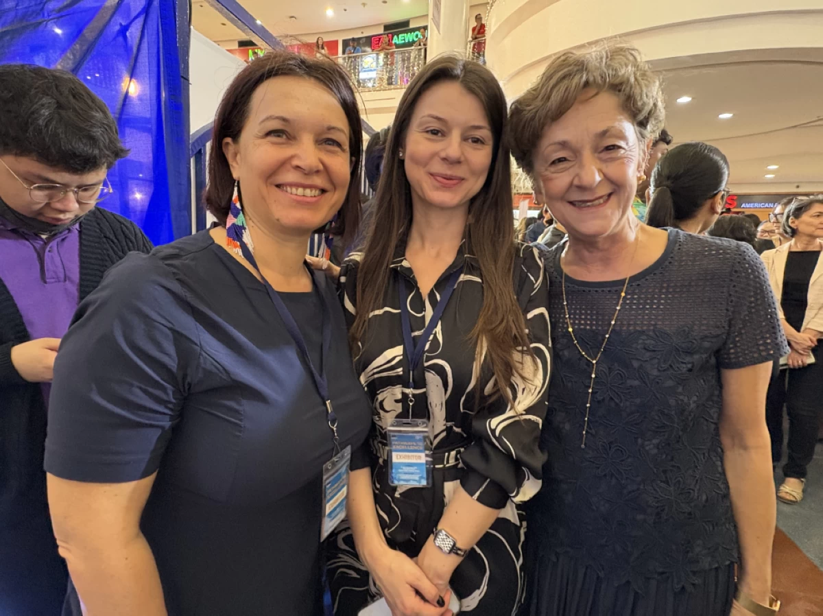 Corina Todea, Romania’s Admission Officer for International Studies/International CEEPUS Coordinator with Paula and Ambassador Räduta-Dana Matache of the Embassy of Romania