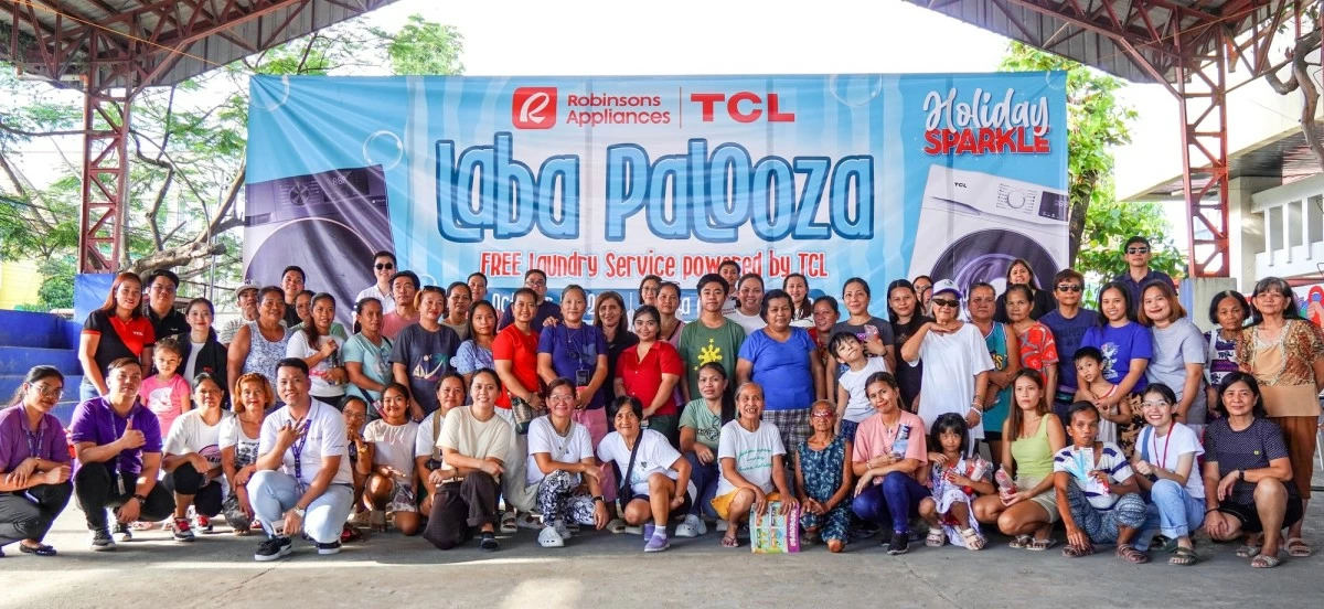 Hardworking moms of Sevilla Court, La Union, enjoyed a day of fun and fresh laundry experiences at TCL and Robinsons Appliances’ Labapalooza.