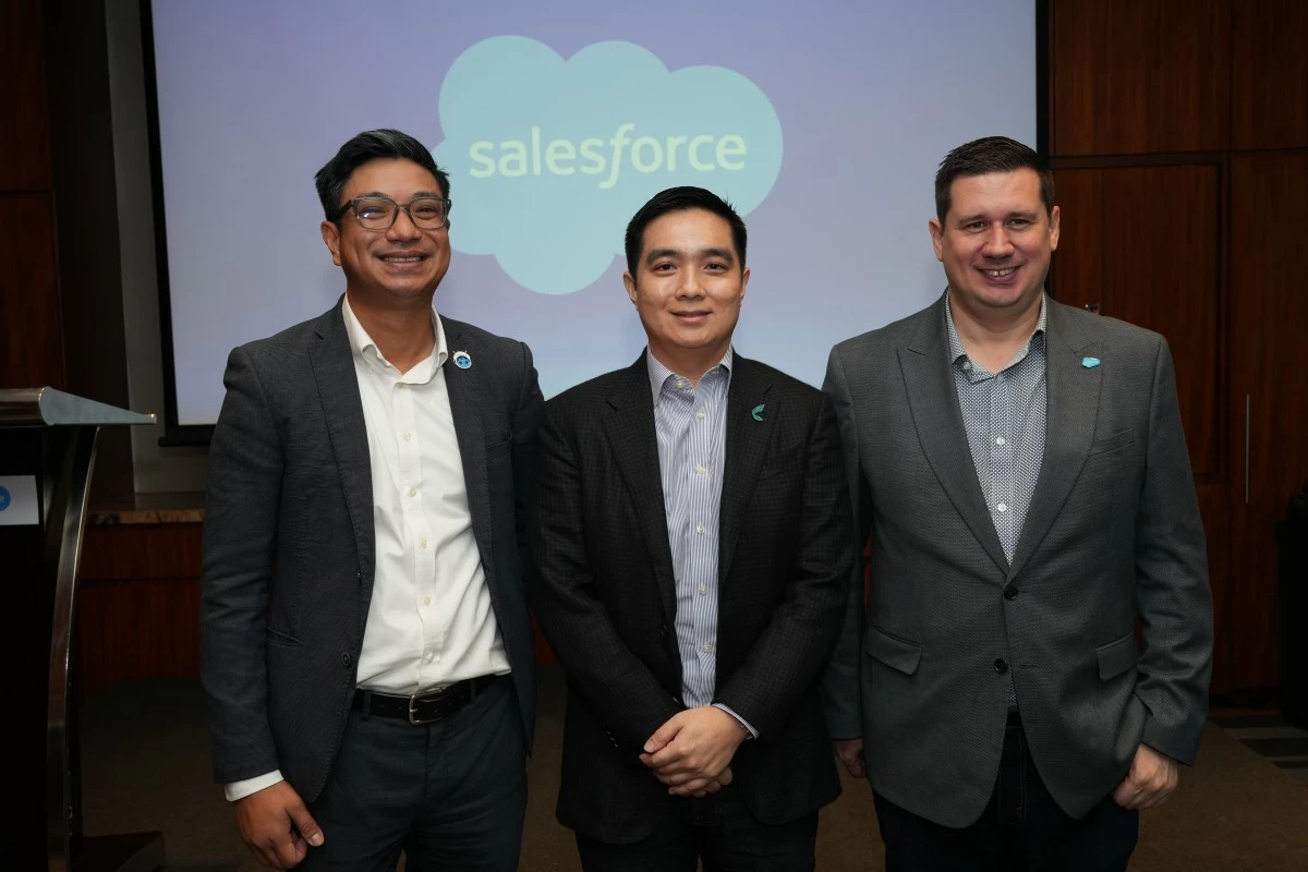 Abraham Cuevas, regional vice president and country manager, Salesforce Philippines; Eugene Yeo, chief executive advisor, Converge ICT; Gavin Barfield, vice president and chief technology officer, Salesforce ASEAN.

