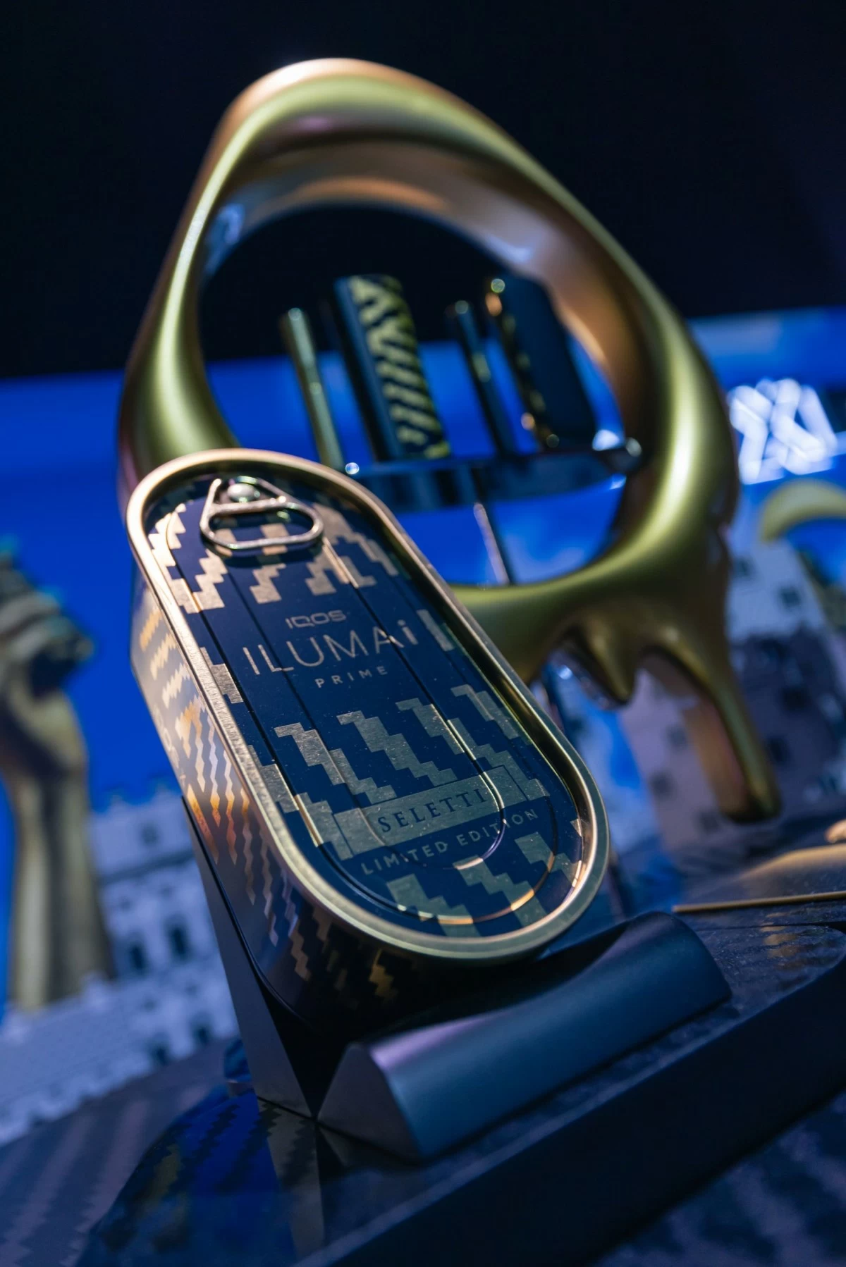 The limited-edition IQOS x Seletti device