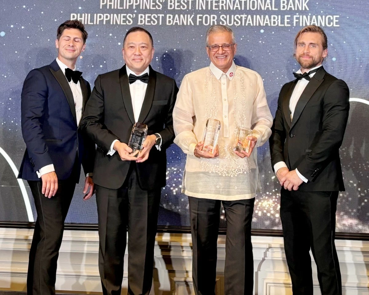 HSBC Philippines CEO Sandeep Uppal receives recognition from Euromoney as Philippines' Best International Bank