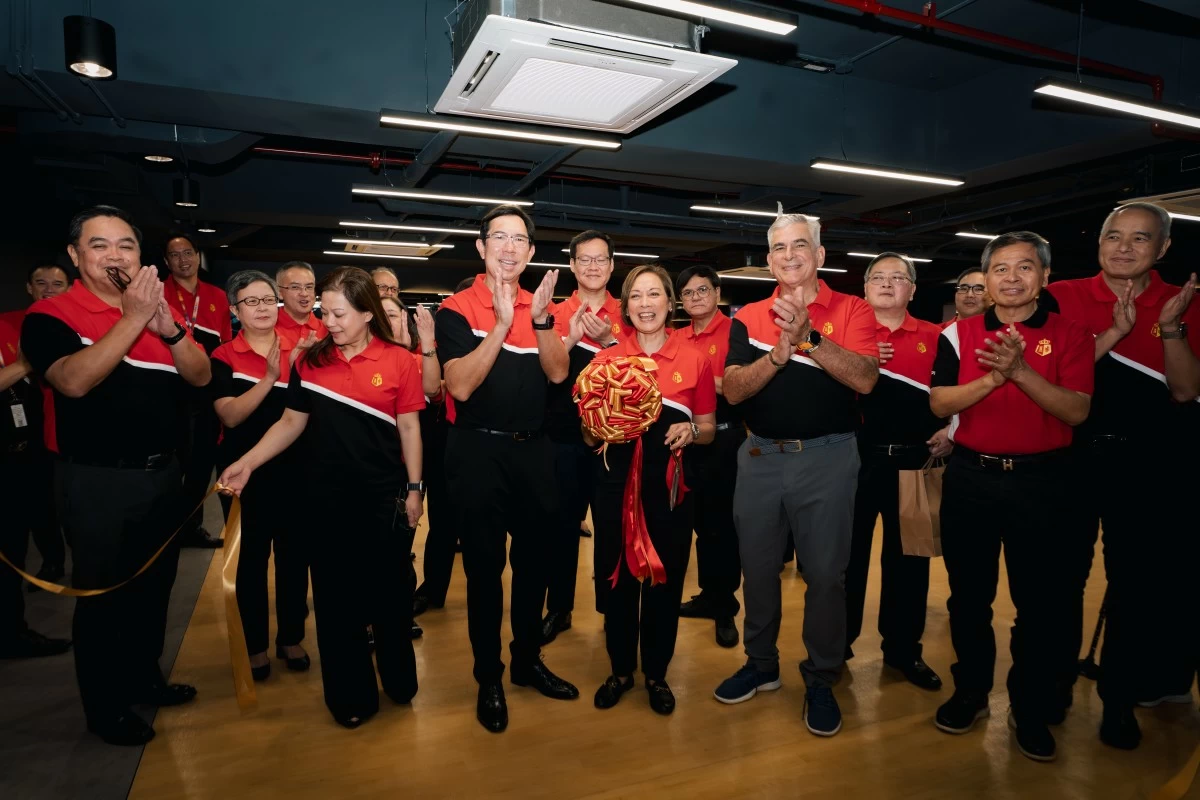 Manila Bulletin - BPI unveils first 'phygital' flagship branch in Makati