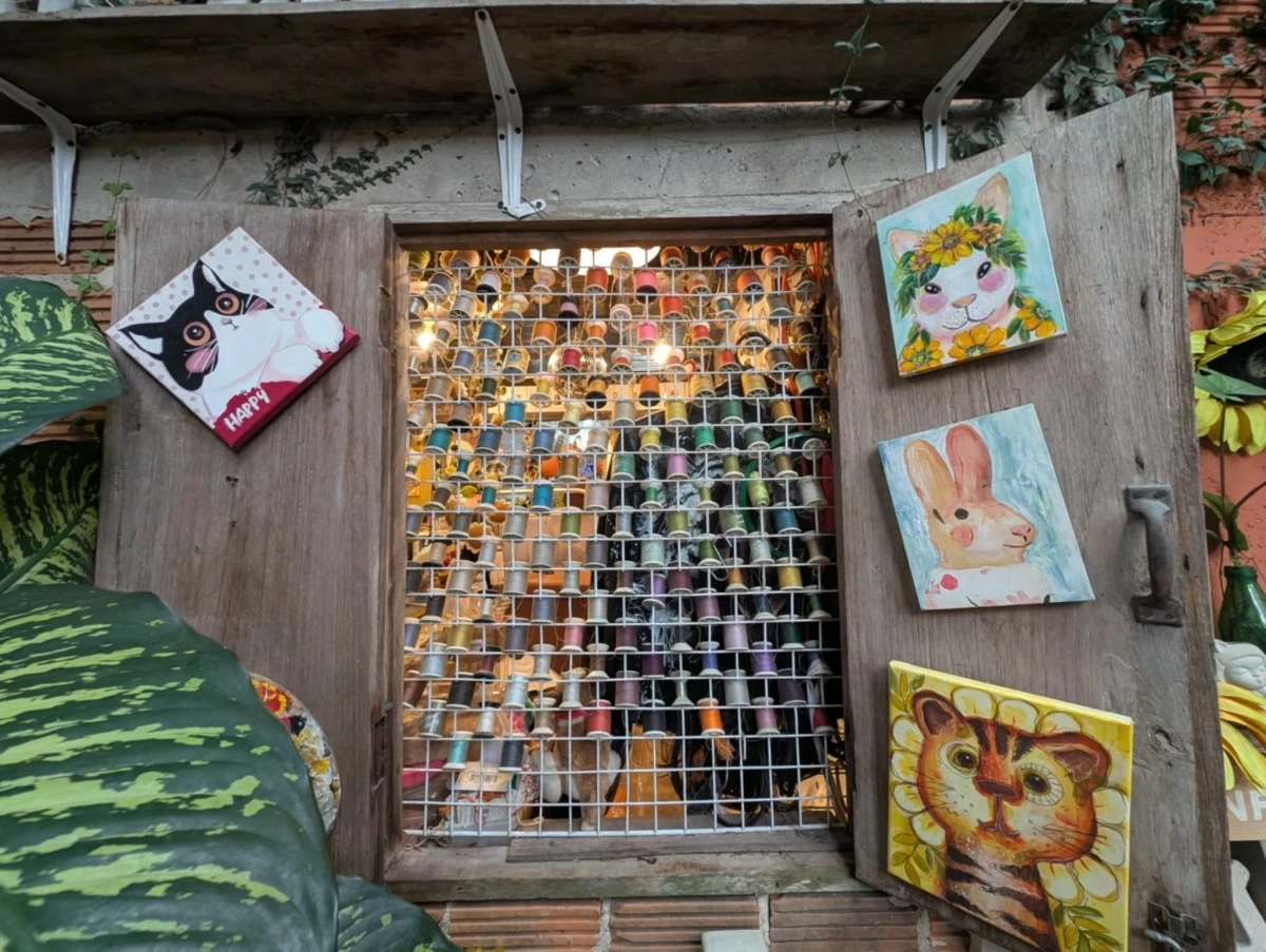 Colors, textures, and sustainability in Chiang Mai's art scene.