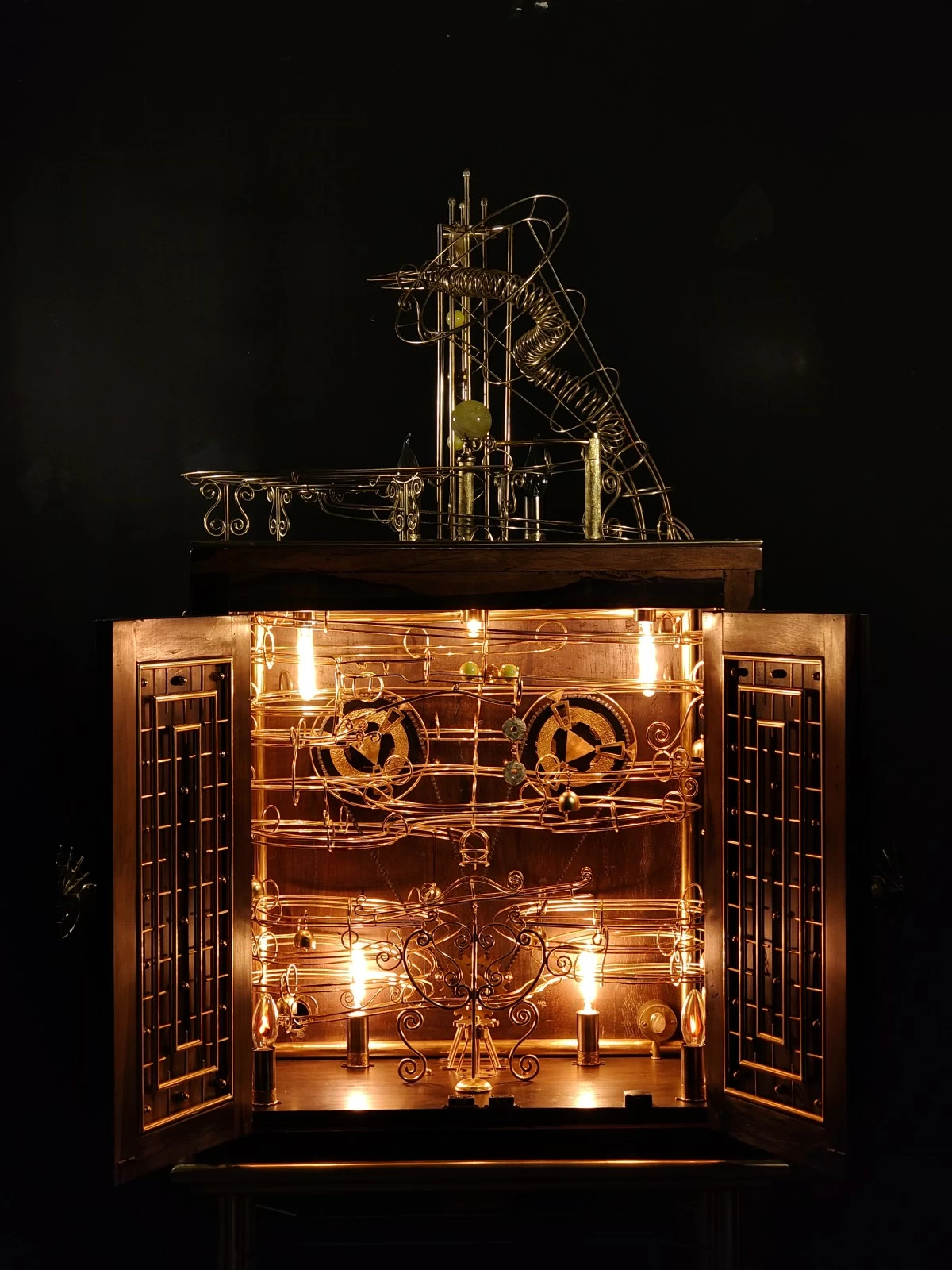  “Ad Memoriam Legatum”