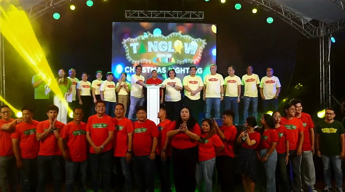 Local officials during the Christmas lighting ceremony countdown on Nov. 28 (Screenshot from the City of Carmona's Facebook live stream)
