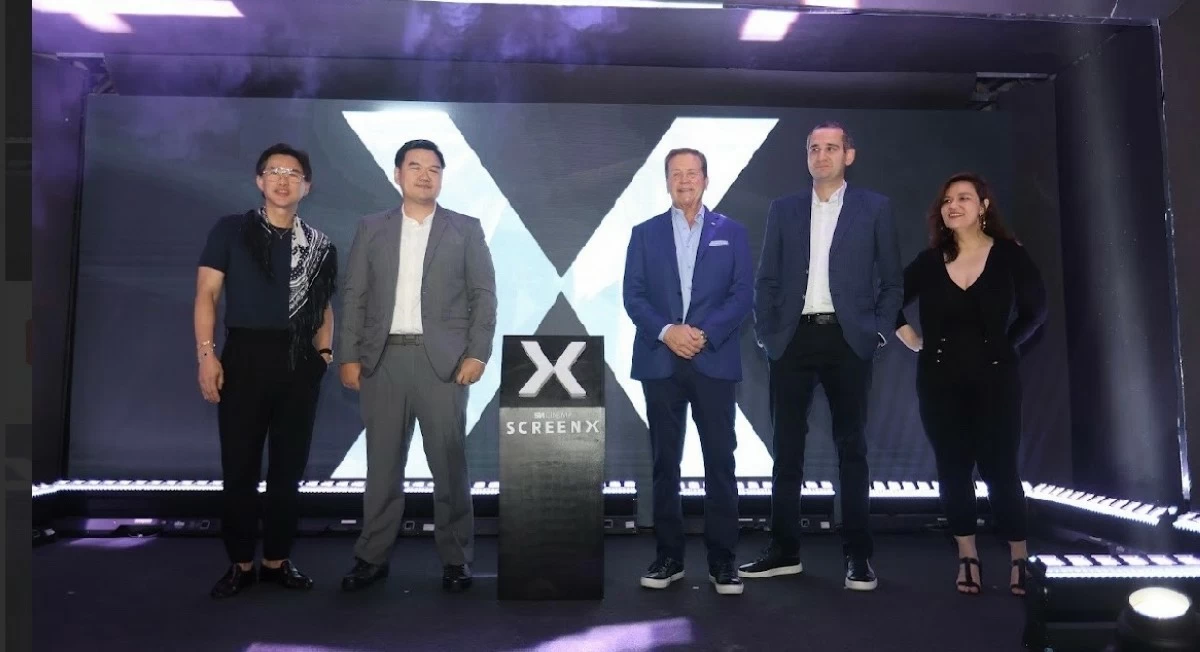 SM Supermalls President Steven Tan, SM Engineering Design and Development Corporatiom Hans Sy Jr., CJ 4DPLEX CEO Don Savant and Managing Director for APAC Jamil Valiyev, and SM Cinema Senior Assistant Vice-President for Cinema Management Karen Zabaljauregui, at the ScreenX launch. 