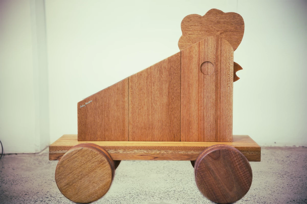 Manok sculpture (Photo from the auction catalog)