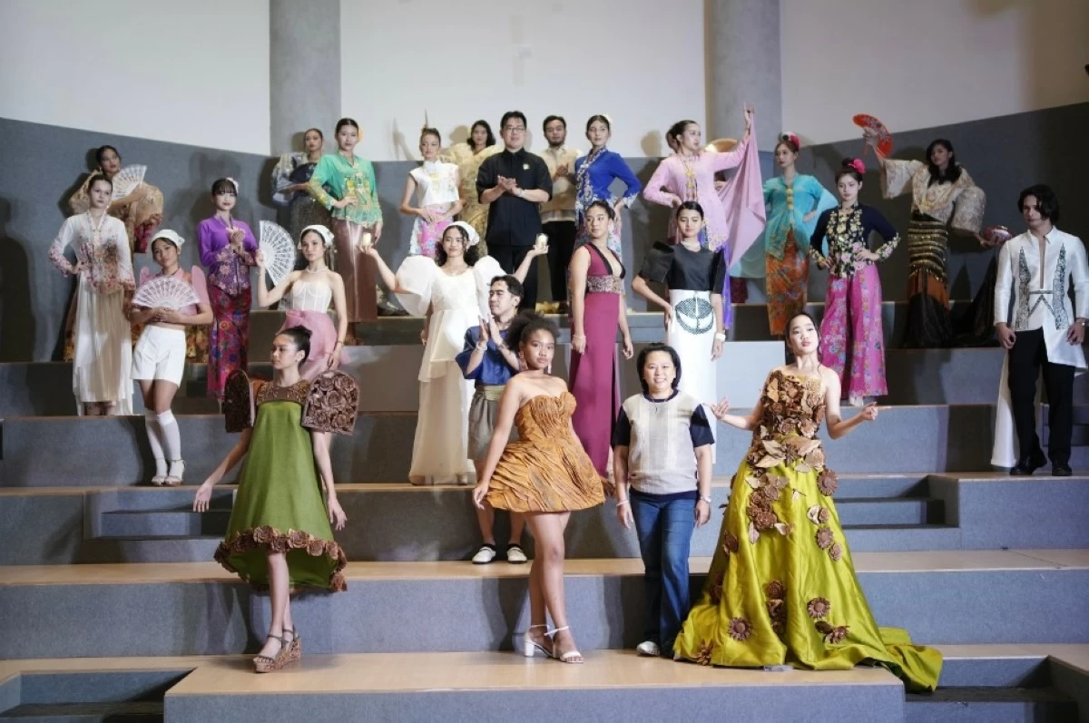 Creations of Malaysian and Filipino fashion designers