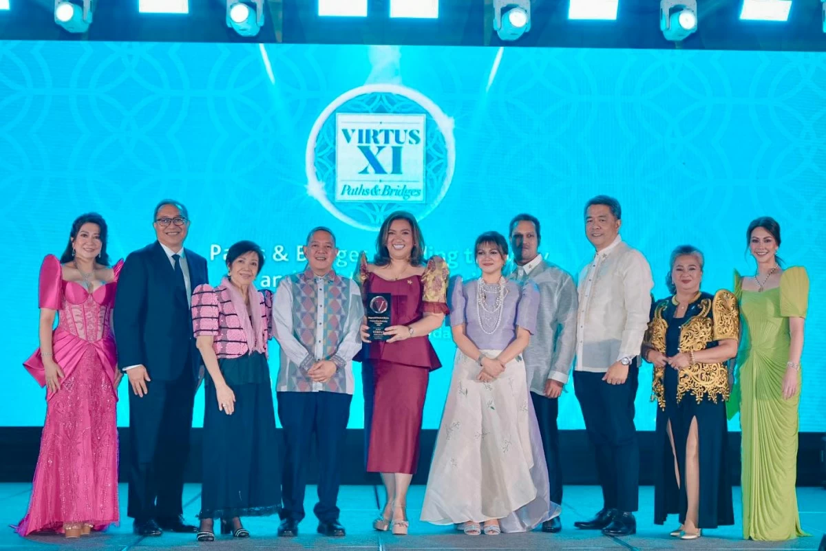 Virtus Awards Chair Ms Rose Libongco, HSMA’s President Loleth So, Director for Public Relations Cielo Reboredo, Director of Programs Jennylyn Santillan and Virtus juror Mr. Jos Ortega joined the MHR executives Cleofe Albiso, Managing Director, Art Boncato, Group General Manager, Claire Bernabe, Head of Sales and Strategic Partnership, and Cluster General Managers Avinash Menon and Sonny Alvaro.