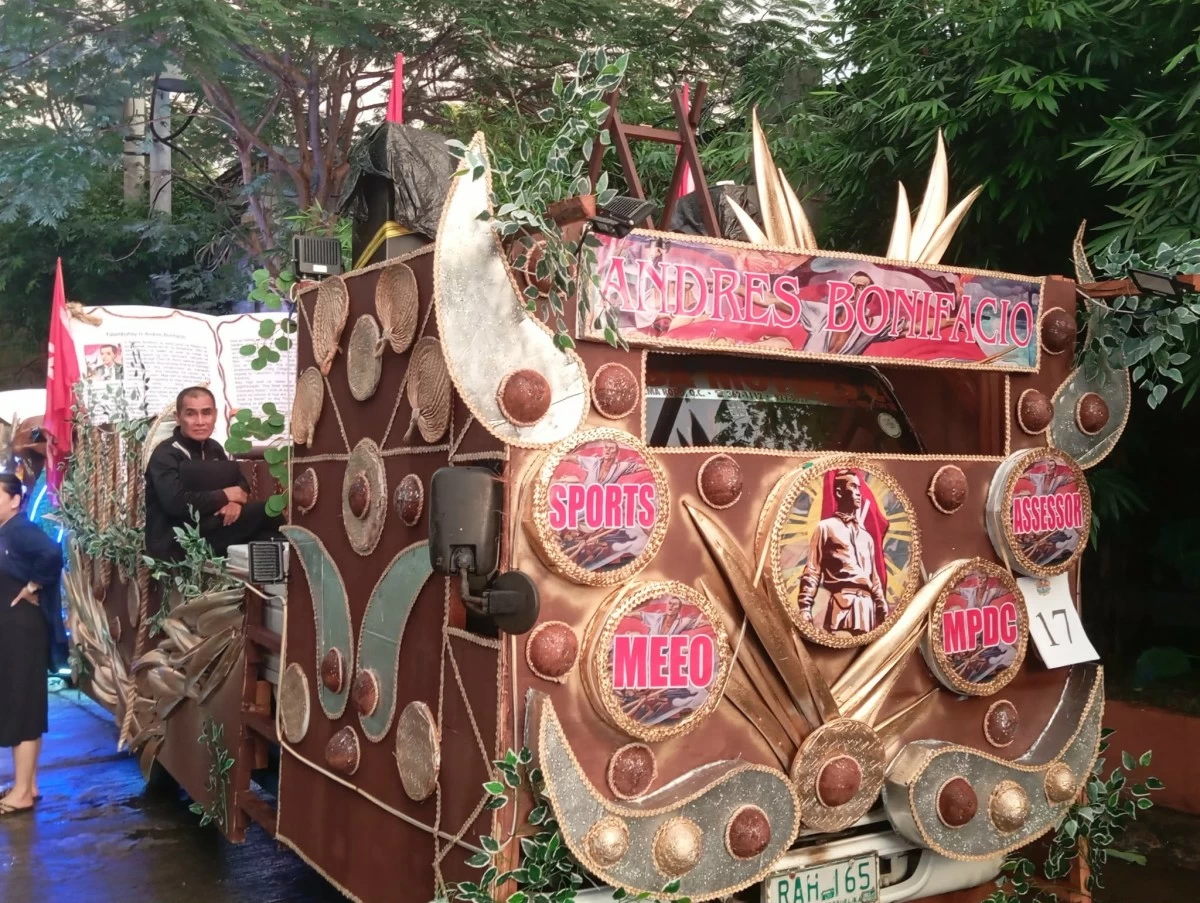 The float, Andres Bonifacio adorned by native products, has sound effects that mimic the sound of a cannon (photo by Nel Andrade/Manila Bulletin)  