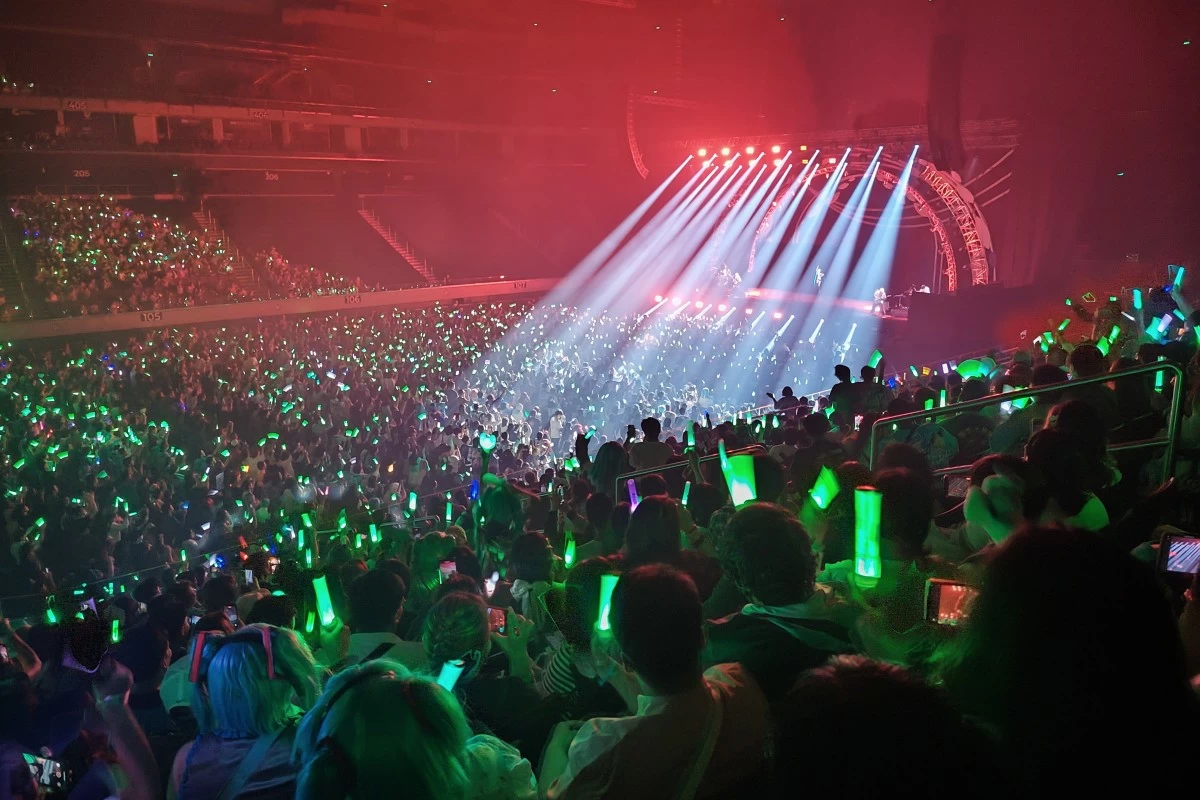 The revolutionary concert of Hatsune Miku brings excitement to fans at the venue.
