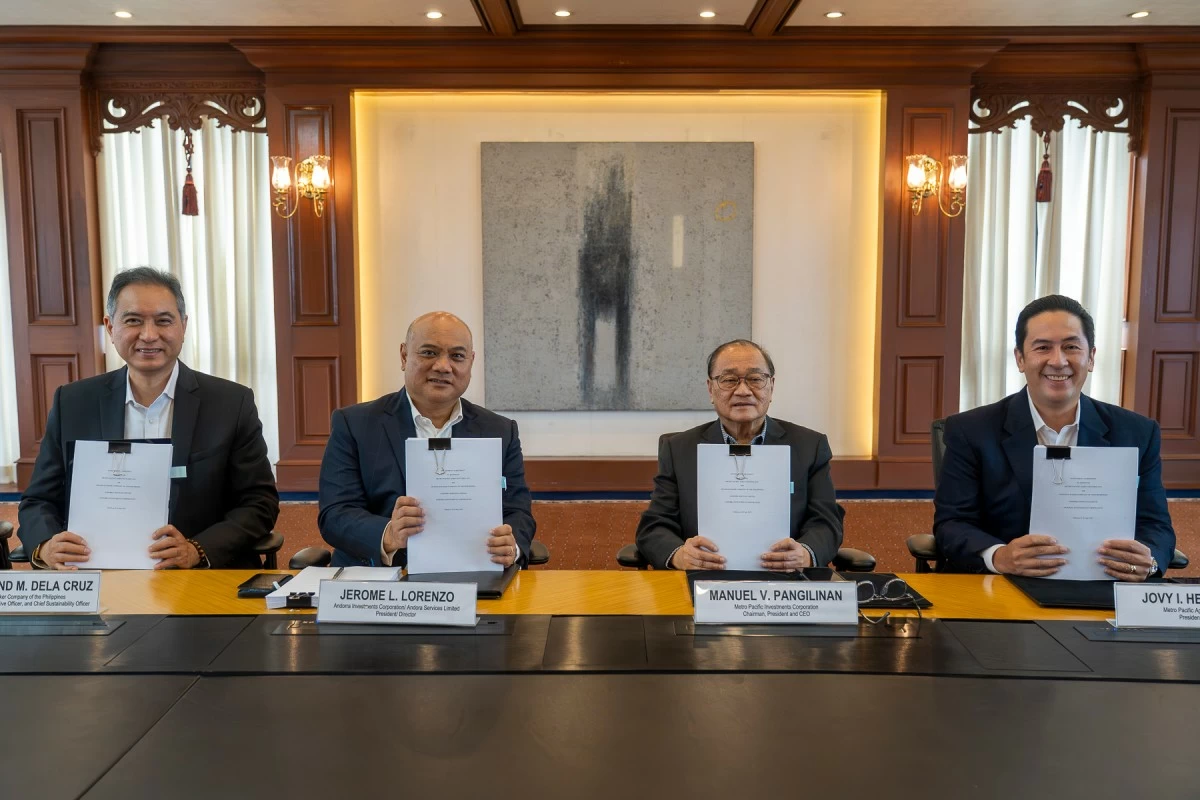 Metro Pacific Coconut Holdings Corporation Closes Franklin Baker Acquisition.
From left to right: Ferdinand M. Dela Cruz – President, CEO, and CSO of Franklin Baker Company of the Philippines; Jerome O. Lorenzo – President of Andorro Investments Corporation; Manuel V. Pangilinan – Chairman, President, and CEO of MPIC; Jovy I. Hernandez – President and CEO of MPAV