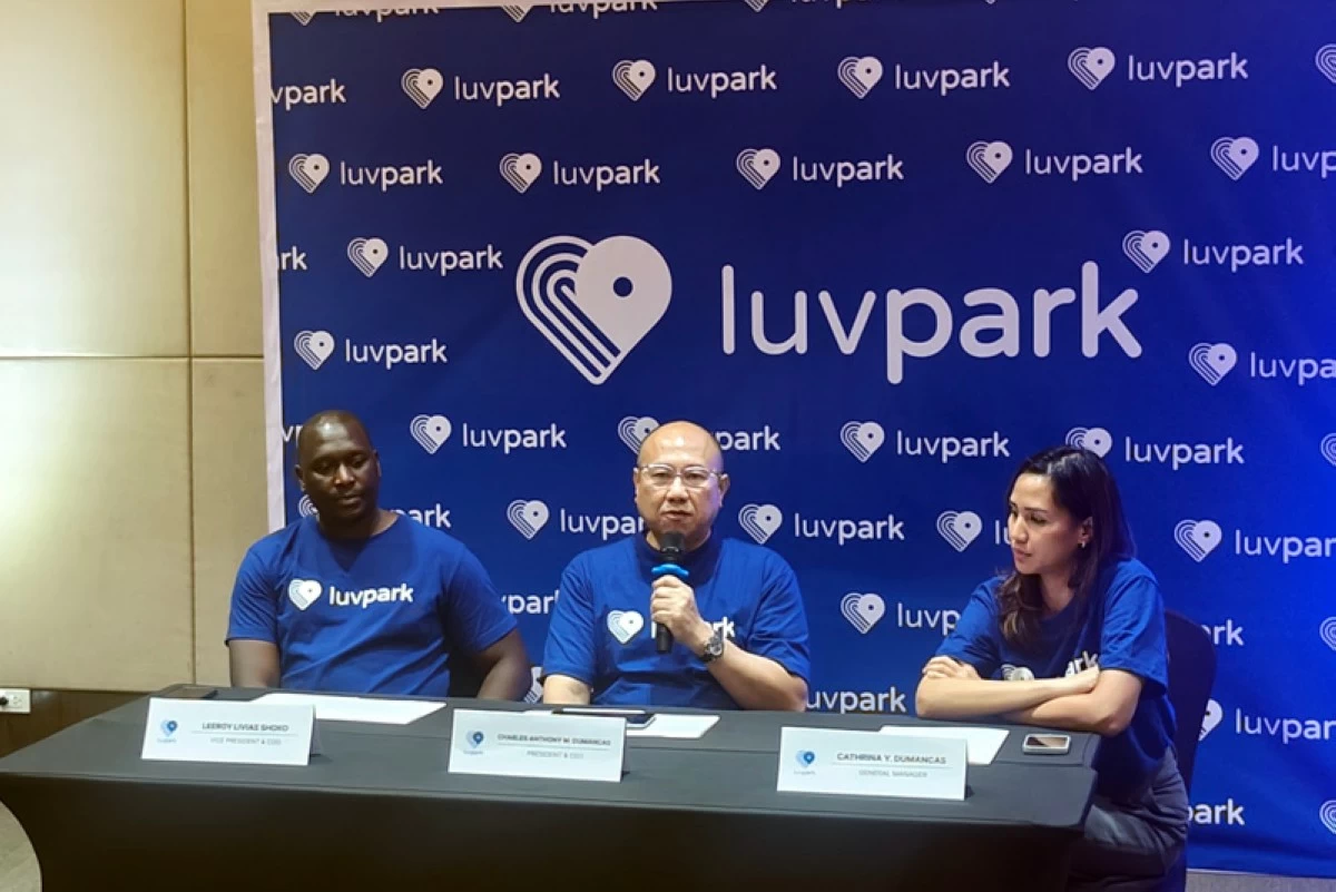 From left: Luvpark Vice President and Chief Operating Officer, Leeroy Livias Shoko; President and CEO, Charles Anthony M. Dumancas; and General Manager, Cathrina Y. Dumancas.