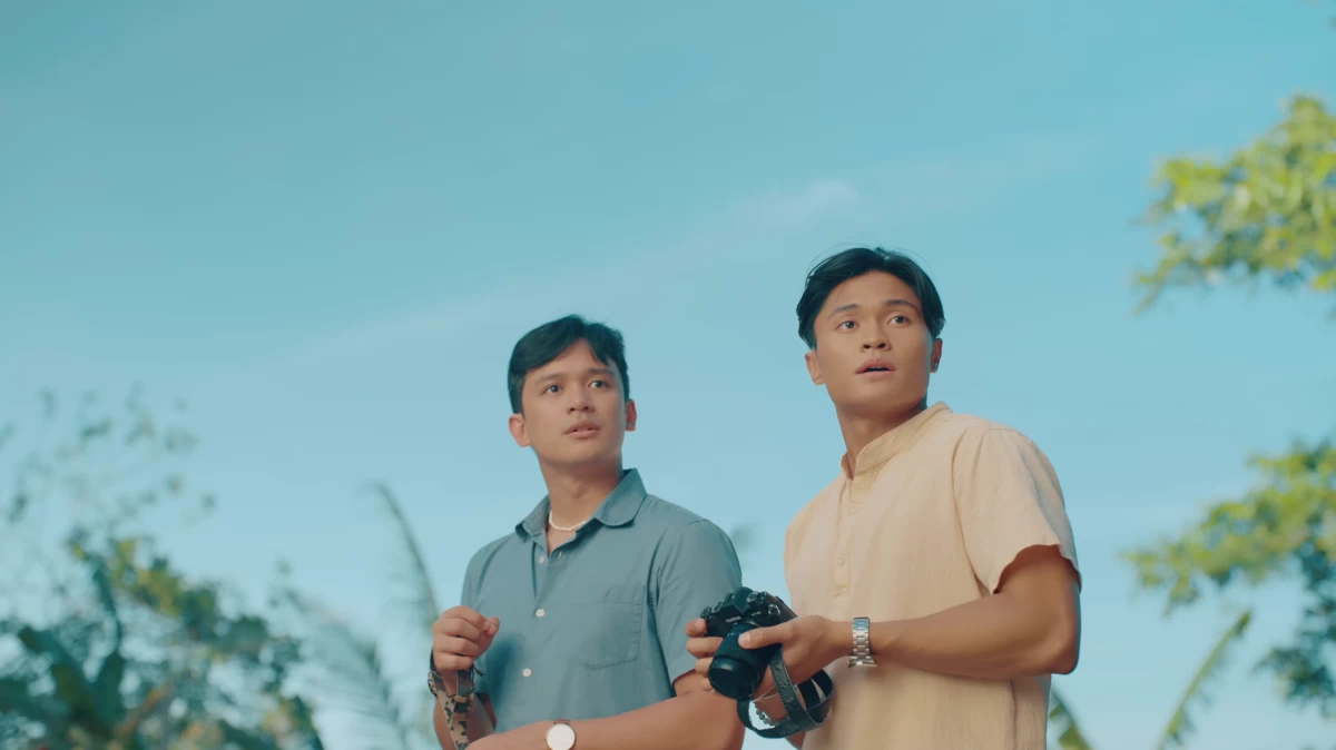 Witness how love grows in the most ordinary moments shared by Drew and Shawn, in Puregold’s Got My Eyes on You, available on Puregold’s official Ti kTok and YouTube channels. 