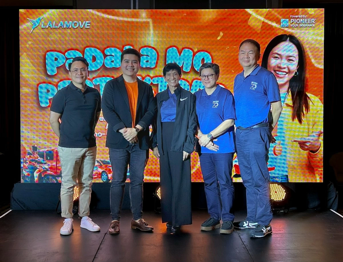 In photo (from left): Lalamove Operations Manager Jeff Balanga; Lalamove Managing Director Djon Nacario; Pioneer Insurance President and CEO Atty. Betty Medialdea; Pioneer Insurance General Accident Head Jenny Tolentino; and Pioneer Group Head Lorenzo Chan Jr.