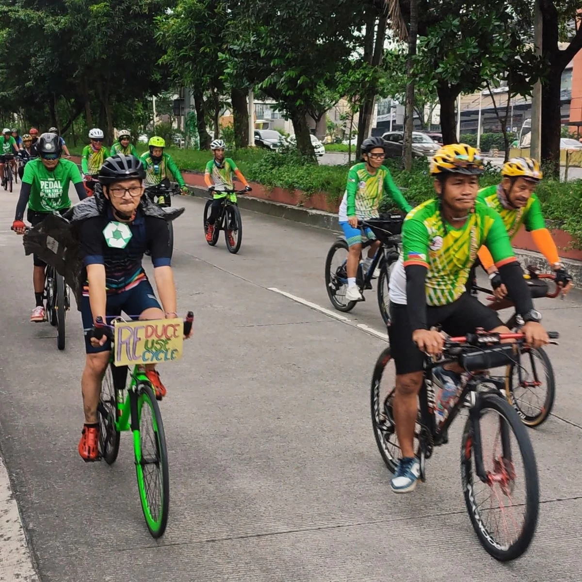 Cyclists participate ‘Pedal for the Planet’ unity ride in QC on Saturday, Dec. 6 (Photo from Earth Island Institute Asia-Pacific)