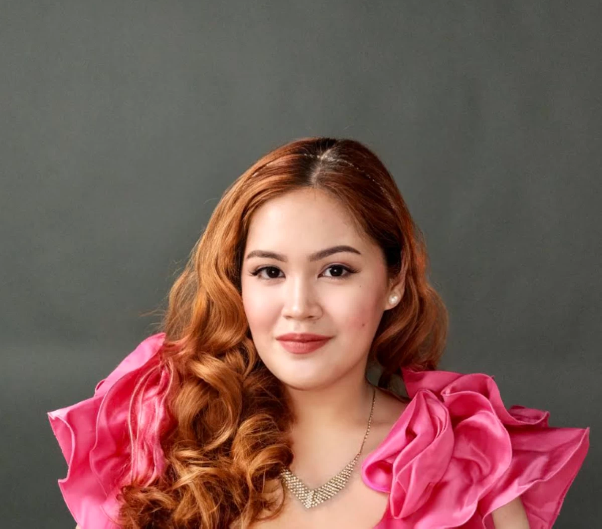 Krisleen Andya Bareng, soprano