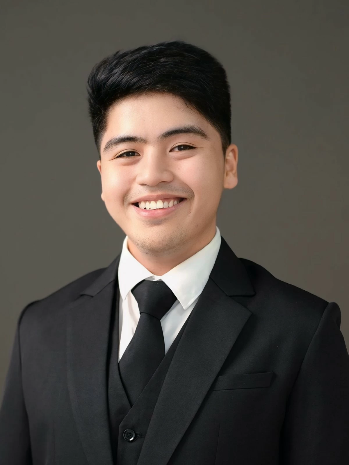 Mark Nicholson Jaluag, tenor