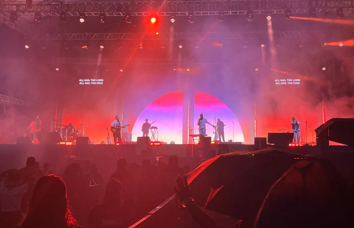 ​Hillsong London makes a touchdown at the SMDC Festival Ground.