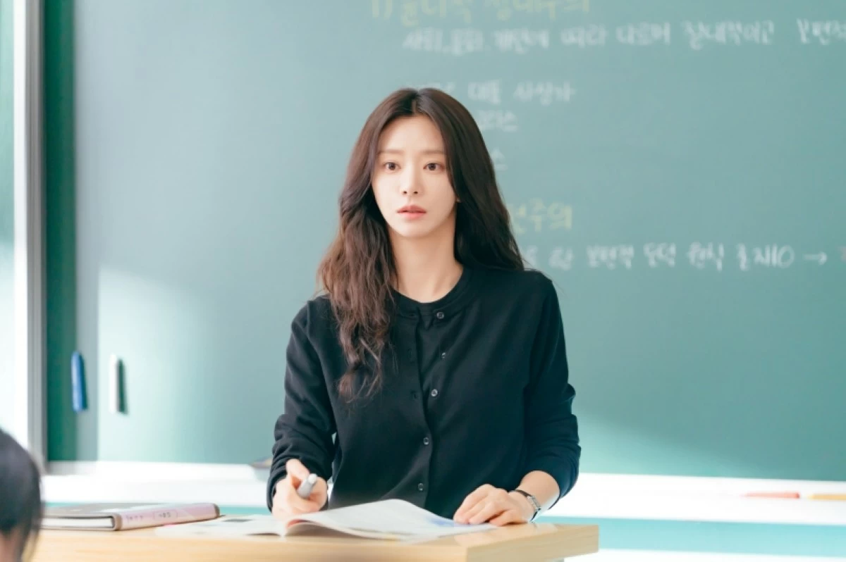 Lee Joo-bin in Prime Video's romantic comedy series “Spring Fever” (Prime Video) 