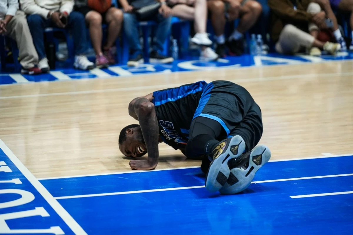  Rondae Hollis-Jefferson might be sidelined for a year or more after tearing his right Achilles tendon. (EASL)