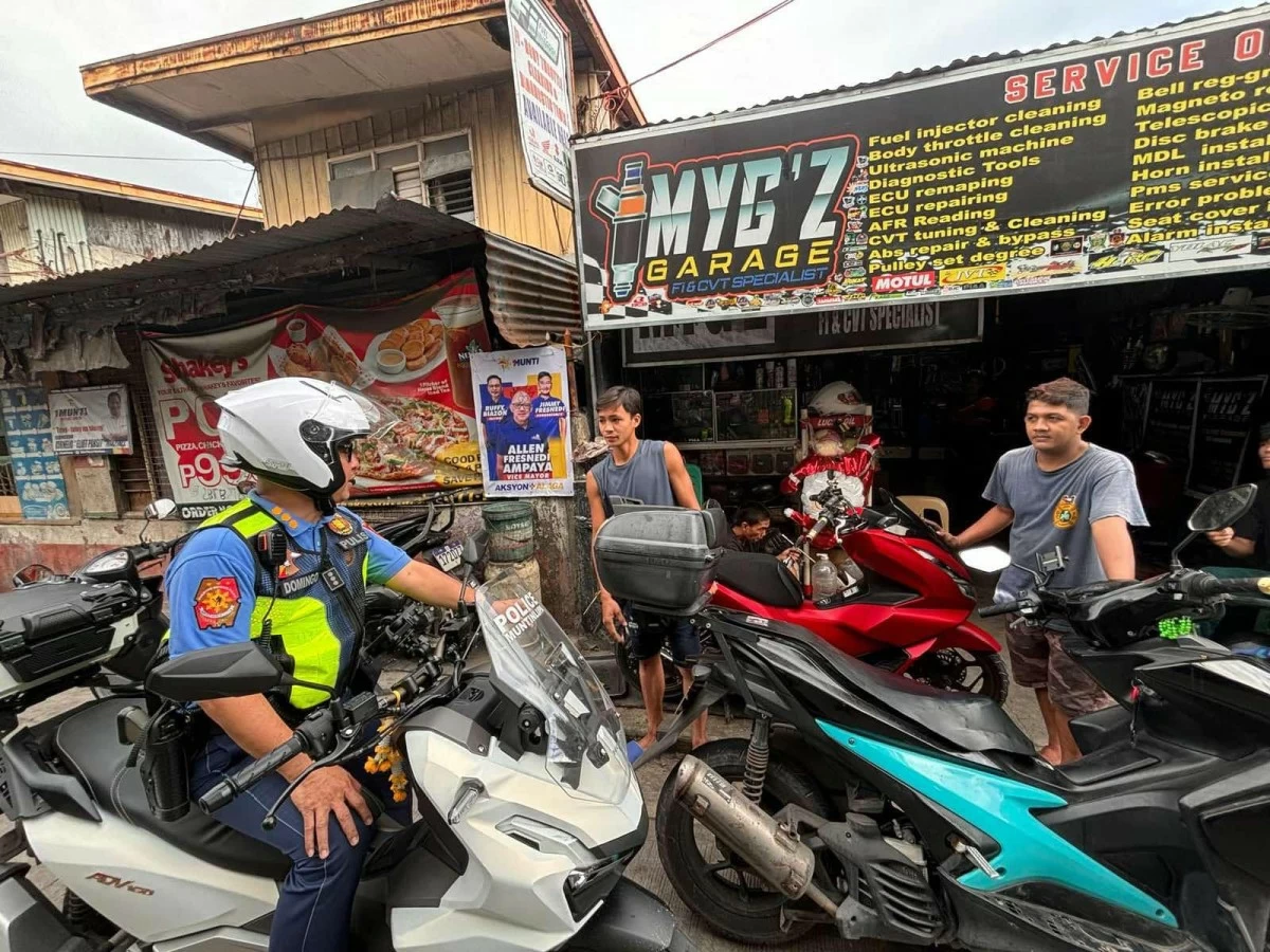 The Muntinlupa Traffic Management Bureau's operation against modified mufflers and pipes in December 2024 (Photo from MTMB's Facebook account) 