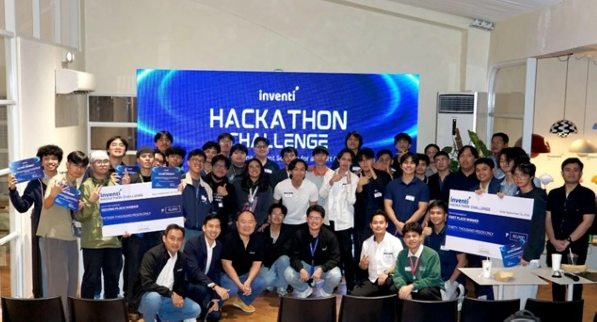 Inventi Hackathon 2025 Top Finalist, together with other participants and the Inventi Asia Team.