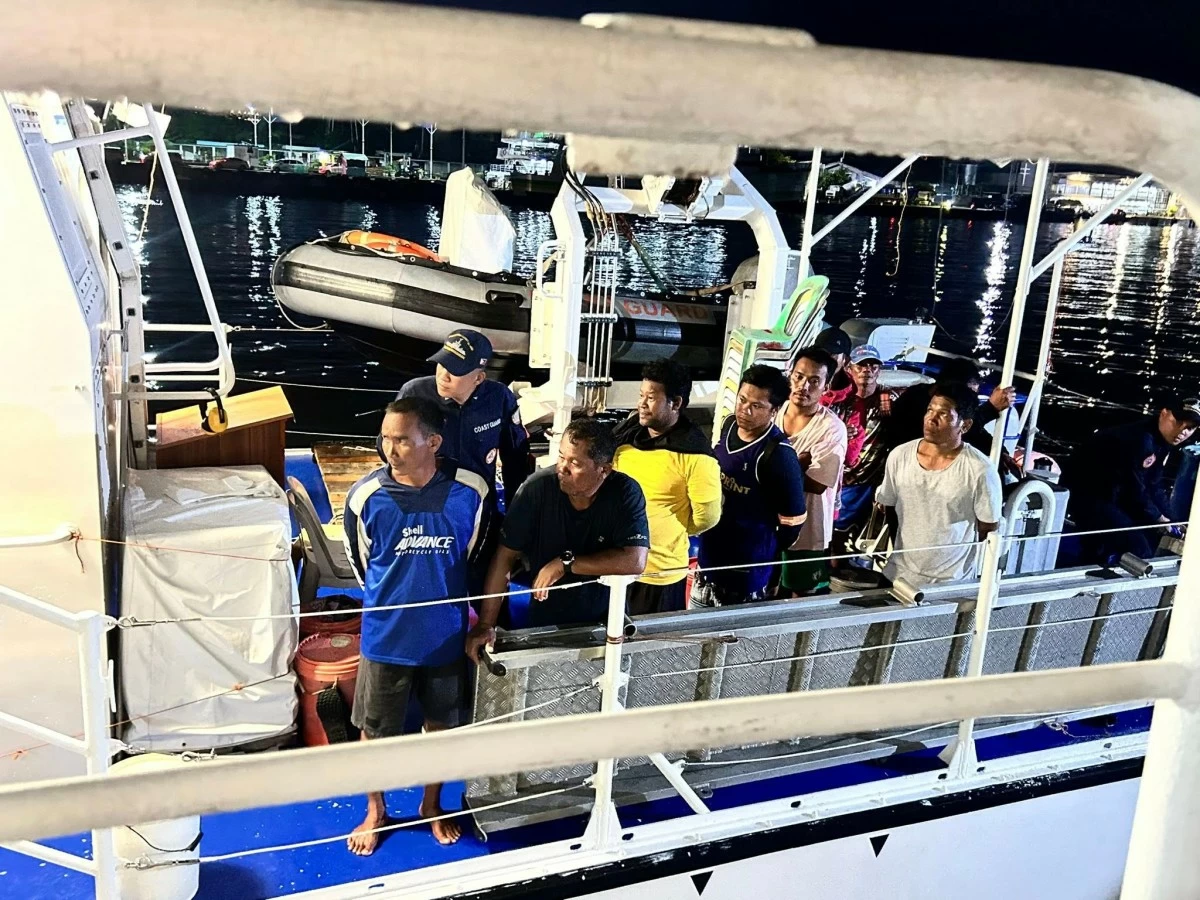 (Photo: Philippine Coast Guard)