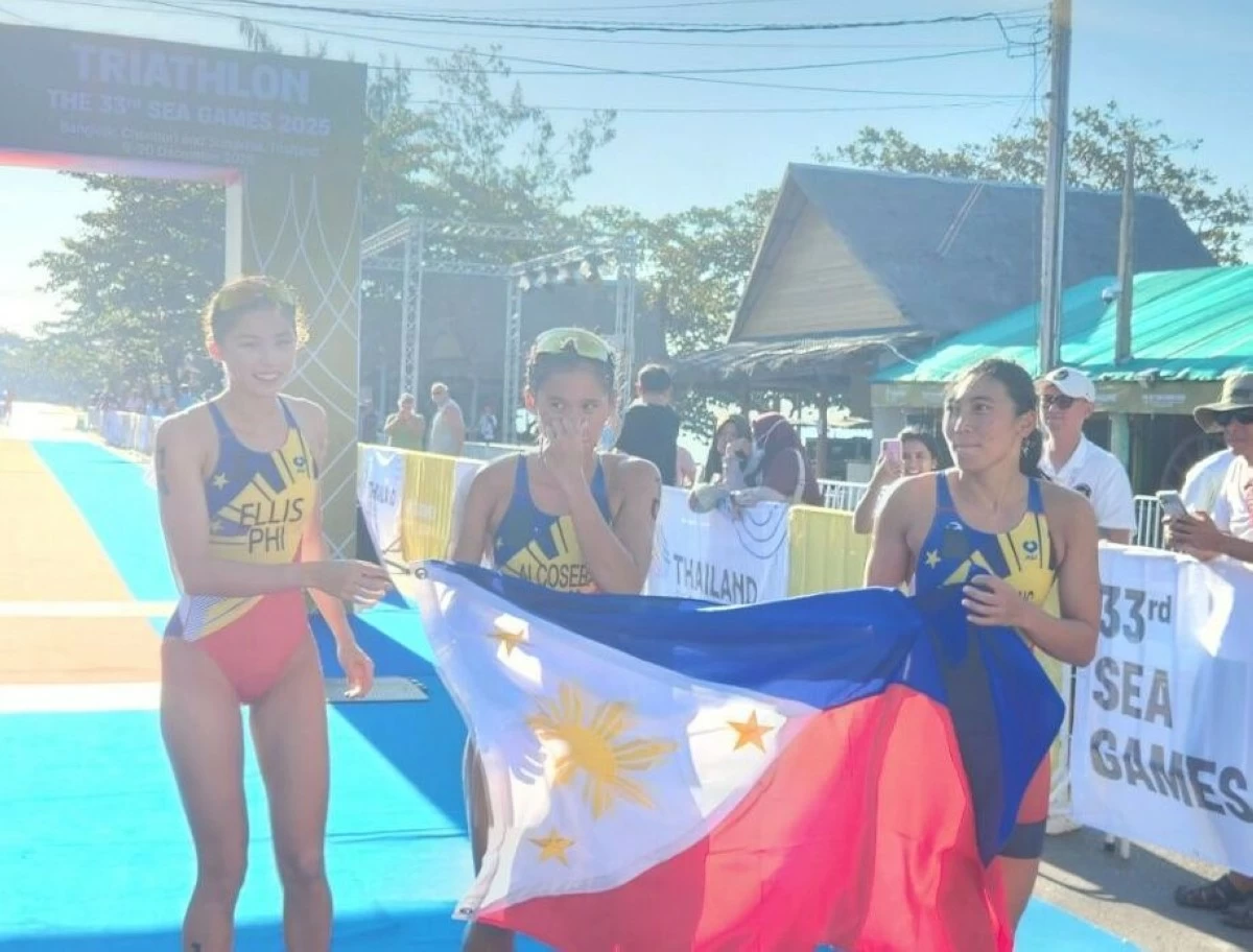 Kim Mangrobang, Kira Ellis and Raven Alcoseba (Triathlon Association of the Philippines)