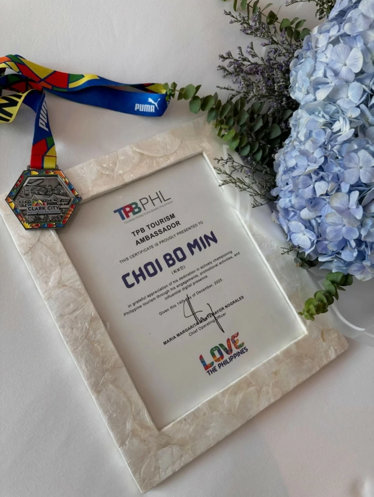 The certificate for Choi Bo-min (Instagram) 