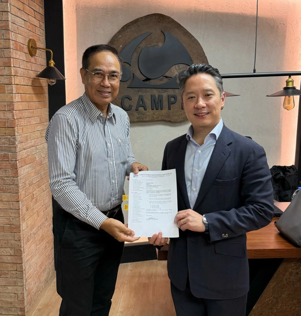 From left: CAMPI President, Atty. Rommel Gutierrez and Hongqi Philippines President, Rashid Delgado.