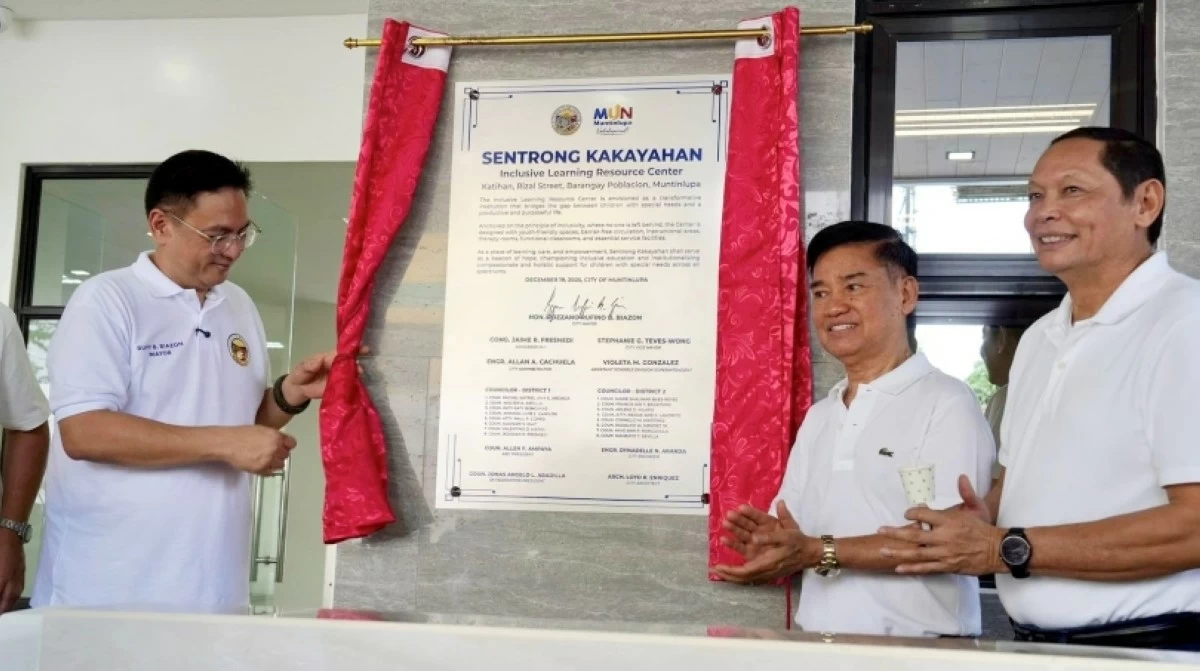 Muntinlupa Mayor Ruffy Biazon, Rep. Jaime Fresnedi and Councilor Raul Corro at the blessing of the Muntinlupa Inclusive Learning Resource Center on Dec. 19 (Photo from Muntinlupa PIO) 
