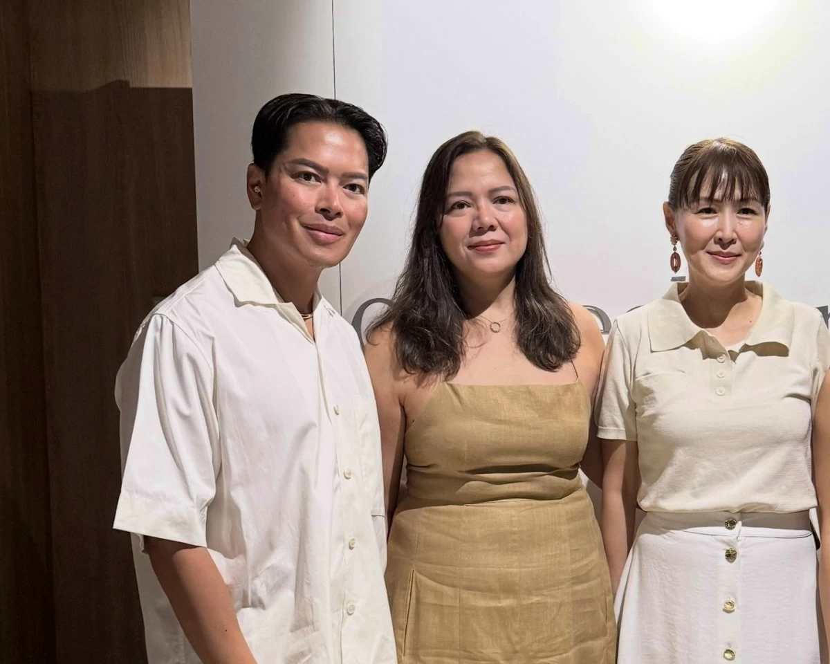 Dong Ronquillo with IWTS board members Tala Asuncion and Bonnie Tan