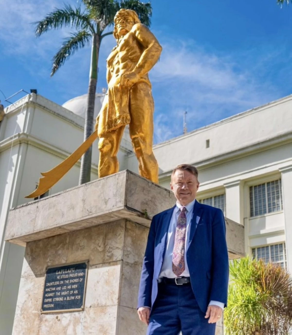 Ambassador Marc Innes-Brown at the iconic statue of Lapu-Lapu during his recent visit to the historic Cebu Provincial Capitol