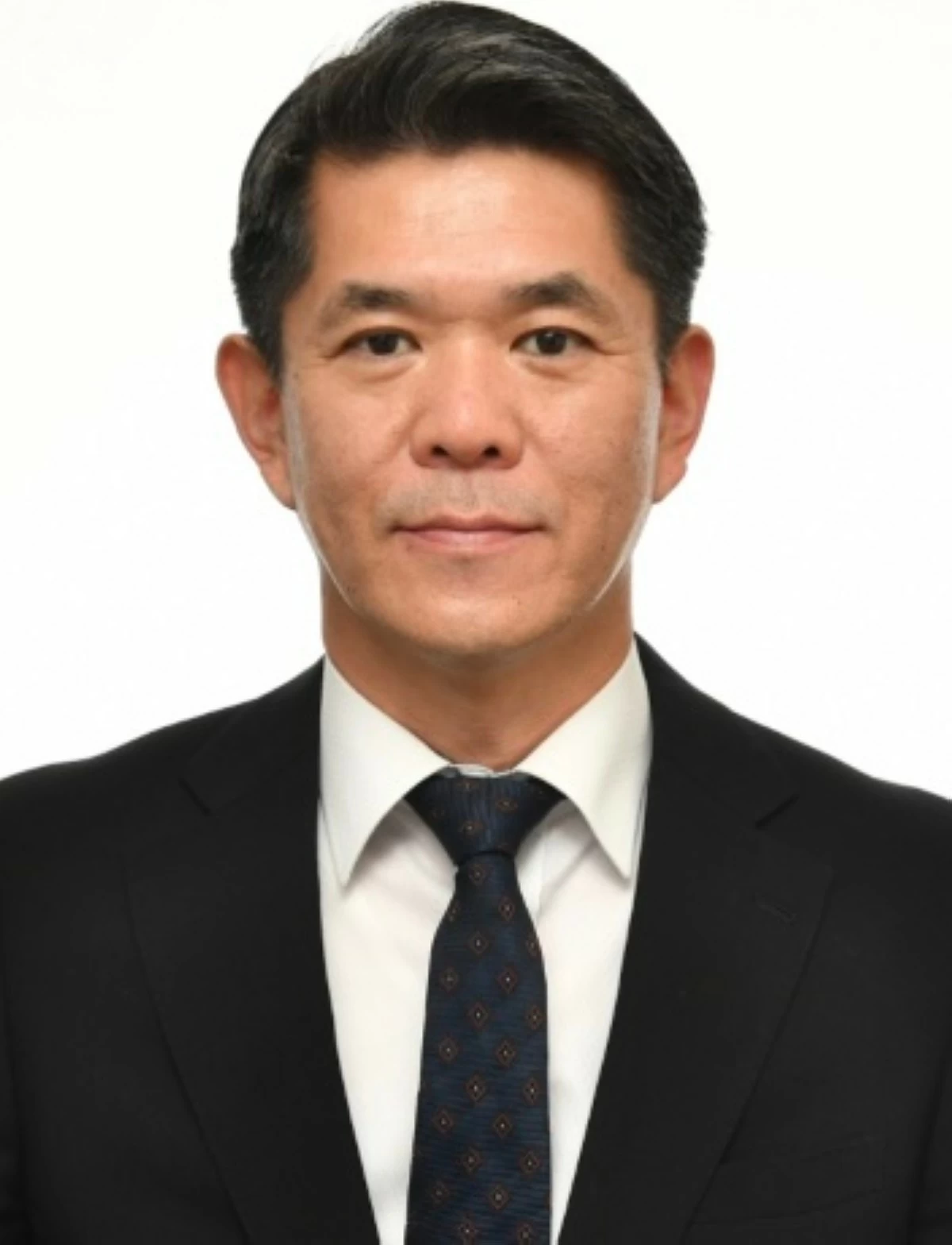 Ambassador Endo Kazuya embraces the holiday season with warmth and harmony, reflecting Japan’s spirit of togetherness