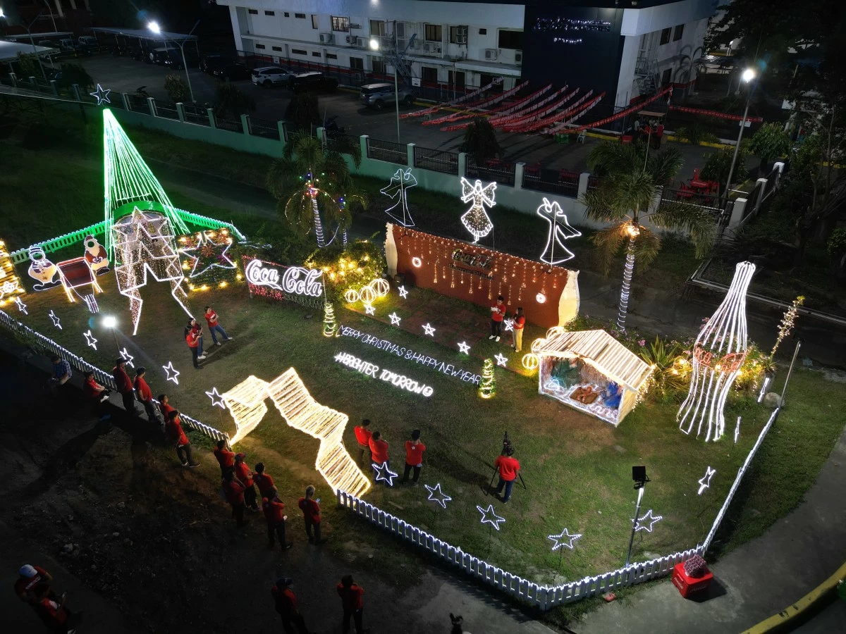 Coca-Cola's Ilocos Plant shines bright as it’s decked with Christmas decorations conceptualized and handcrafted by Coca-Cola associates. 
