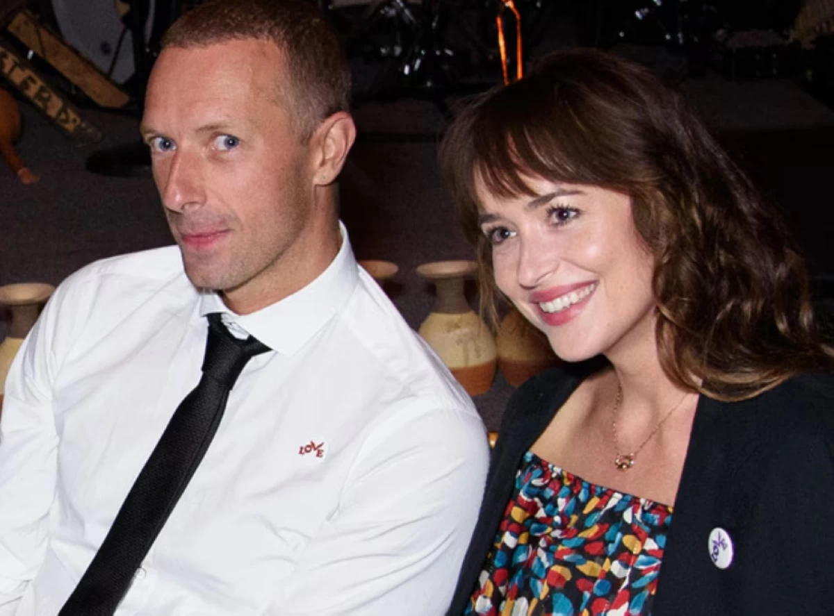 Chris Martin and Dakota Johnson 