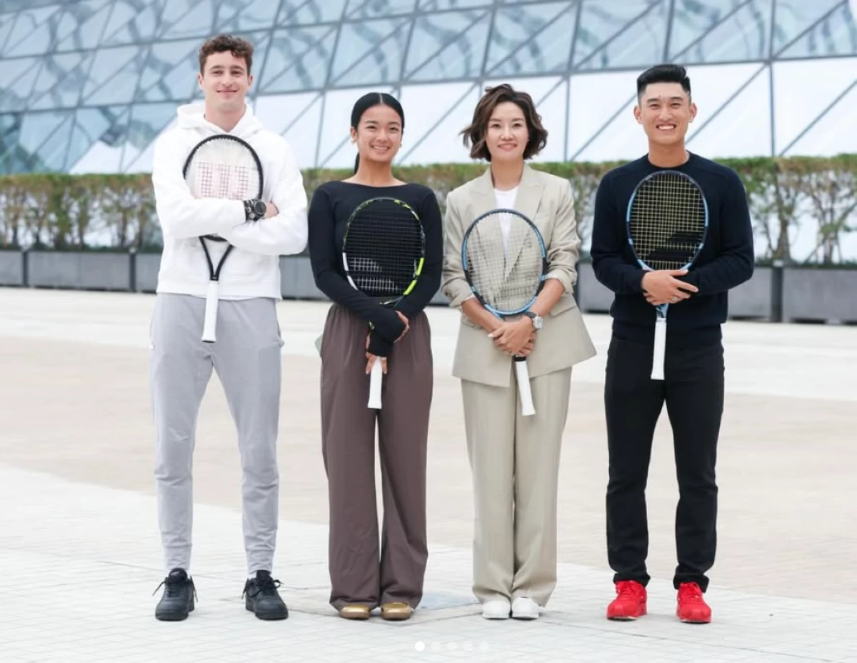 Alex Eala, second from left, at the Macau Tennis Masters. (Macau Tennis Masters Instagram)