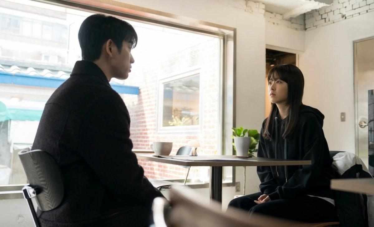 Park Bo-young and Park Jin-young in 