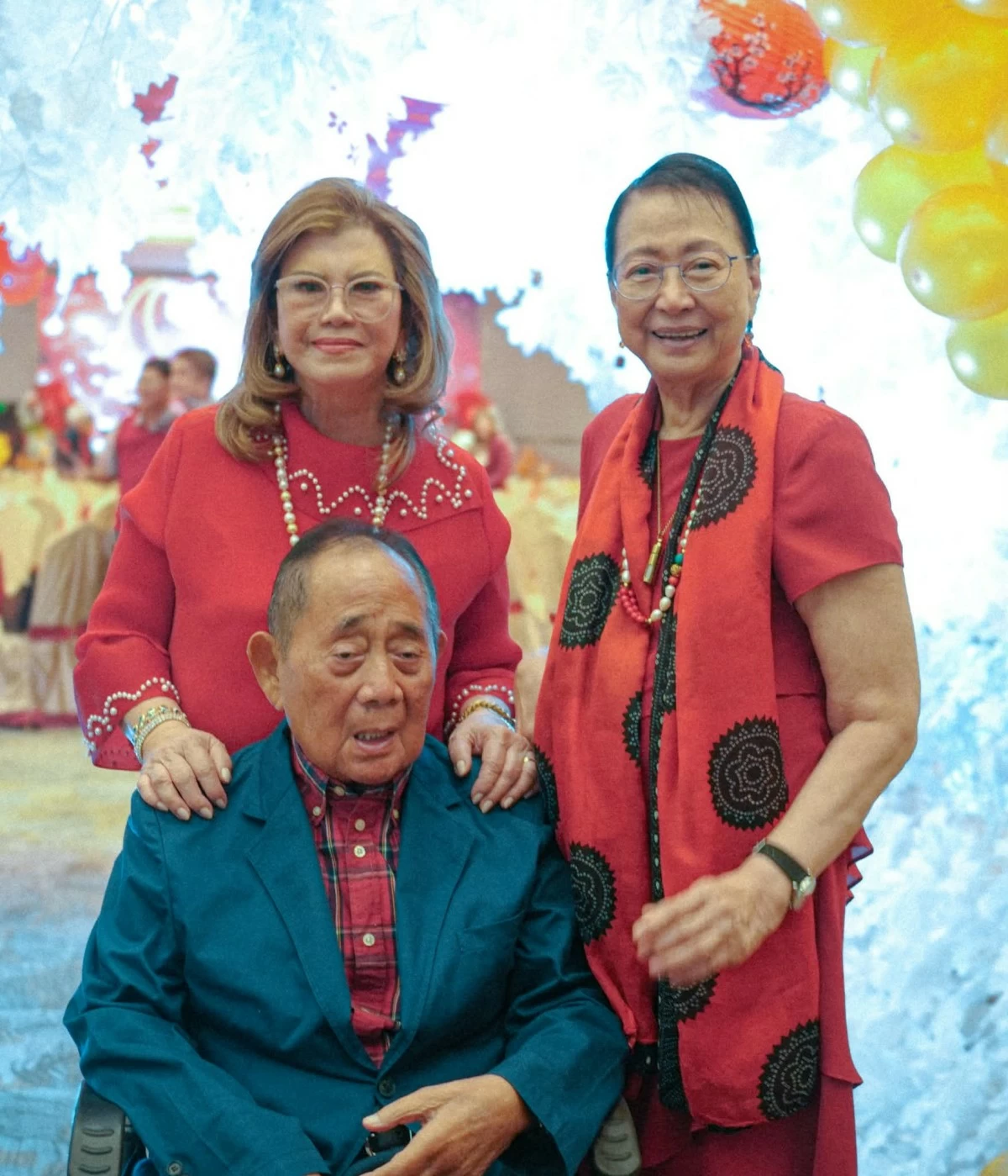 JDV and Manay Gina with Cecille Guidote Alvarez