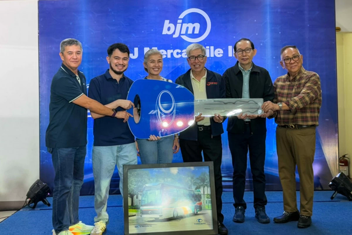 At the key turnover ceremony (from left): Don Ramos, Sales Manager, BJ Mercantile, Inc.; Marvy Sales, Sales Representative, BJ Mercantile, Inc.; Leilani Lim Tan, Vice President, BJ Mercantile, Inc.; William Rogando, Director and Operations Manager, Cagsawa Travel and Tours, Inc; Willy Ngo, General Manager, Cagsawa Travel and Tours, Inc.; and Marcelo S. Tan, Corporate Secretary, Cagsawa Travel and Tours, Inc.