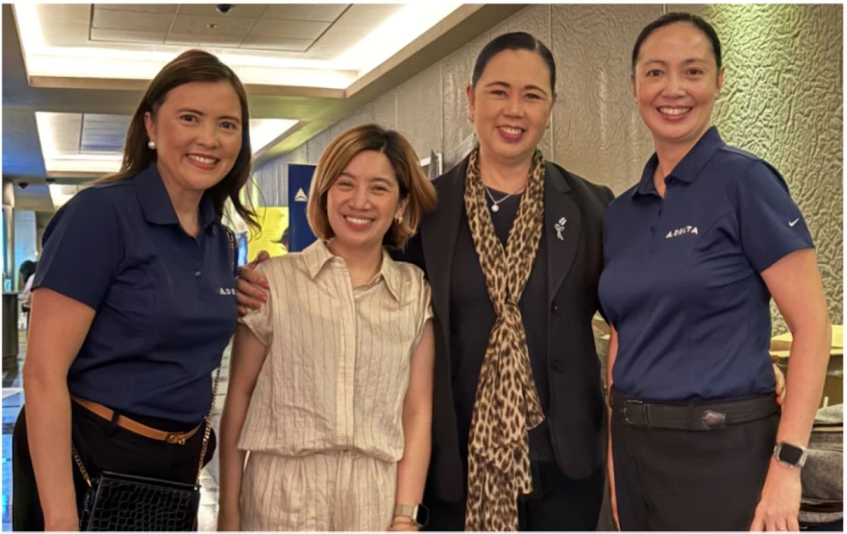 Michelle, Korean Airlines’ Sandee Solis, Manila Bulletin’s Badette Cunanan, and Patricia