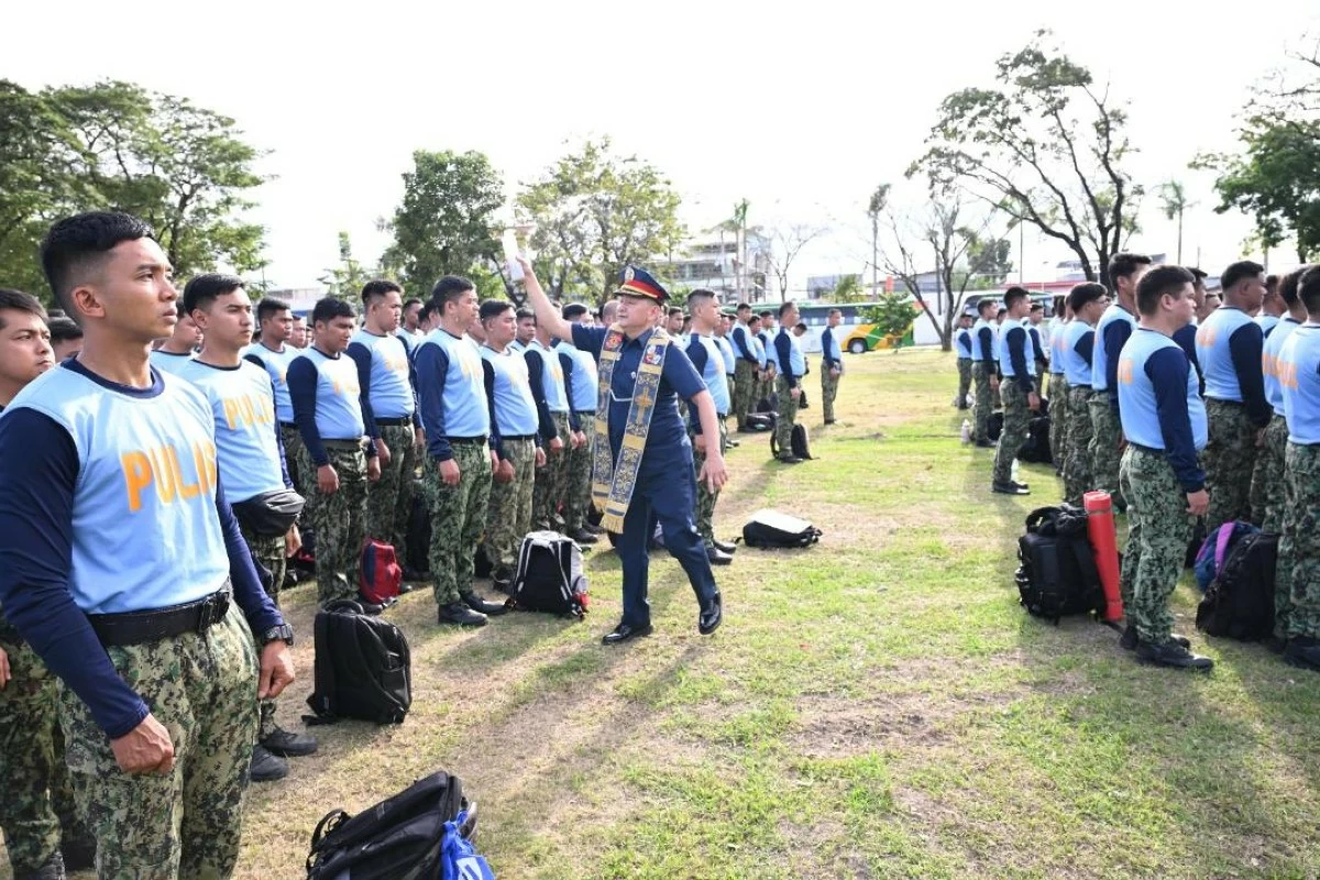 THE PRO-3 contingent is blessed before their deployment for the Traslacion in Manila.  