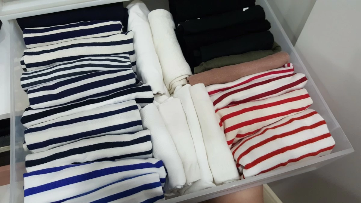 Folding tops maximizes space, it also does not mess up the other shirts when we pull one out for use.