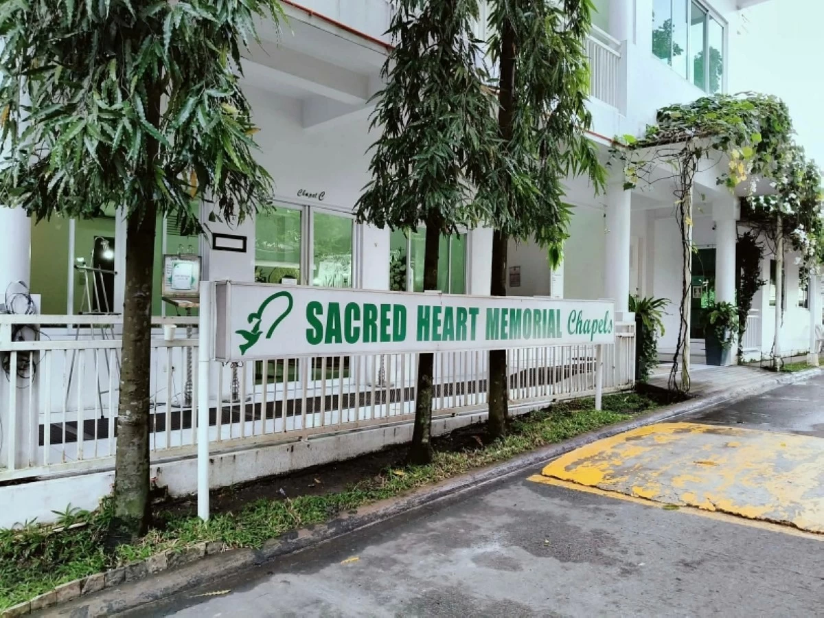 The wake for Muntinlupa teacher Agnes Buenaflor is at the Sacred Heart Memorial Chapel in Dasmariñas, Cavite (Photo from ACT NCR Union's Facebook page)