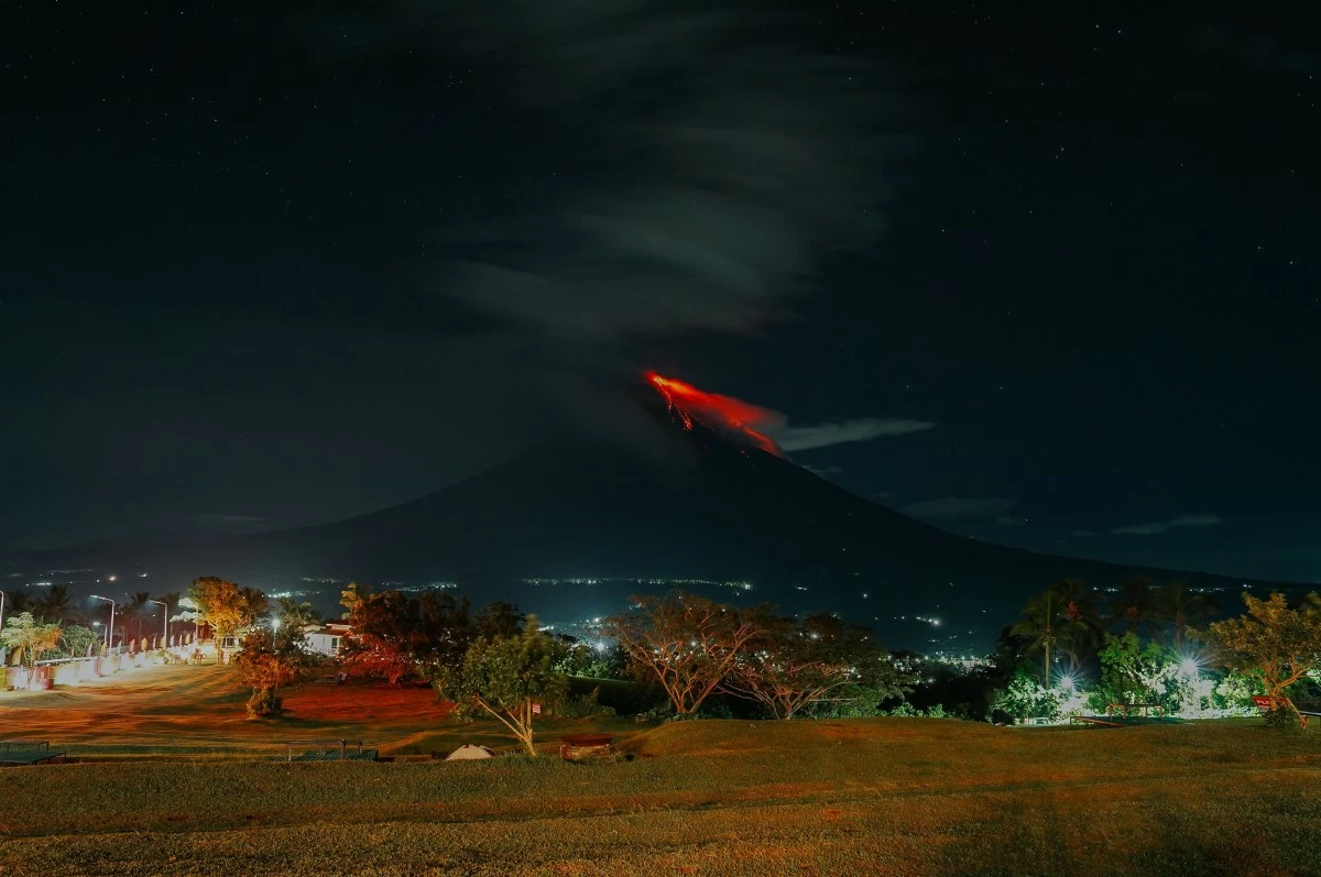Albay remains open for tourism amid Mayon unrest